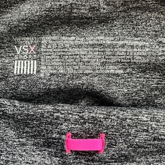 VICTORIA Secret’s VSX Sport Gray Knockout Crop Leggings - Picture 4 of 7